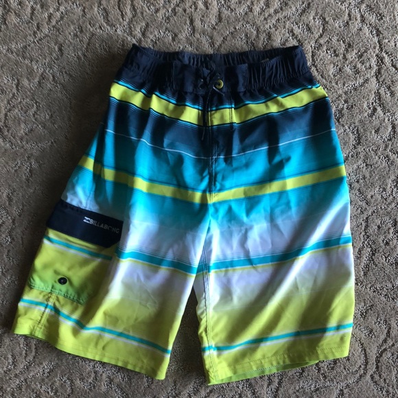 billabong boy short swimwear